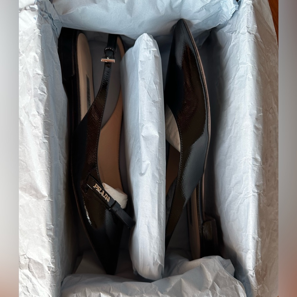 Prada flats - Picture 15 of 16